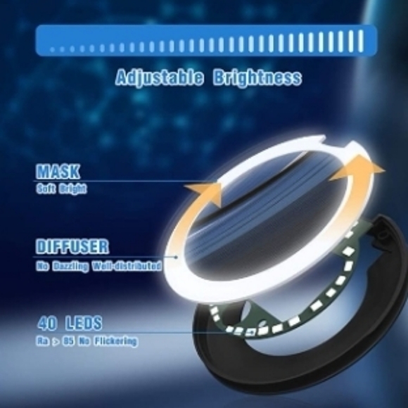 🌟 NWT - Compact LED (Rechargeable) Makeup Mirror - Picture 2 of 5